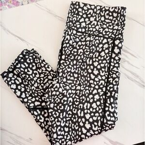 Promover Black Leopard Print Leggings